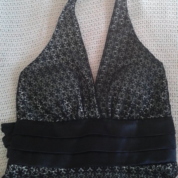 Black Lace Dress - Picture 4 of 9